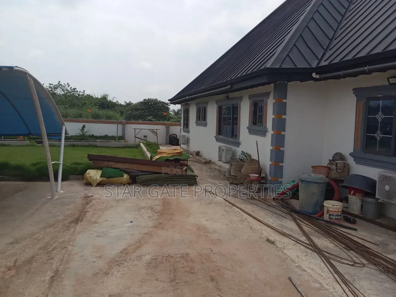 4bdrm House in Amoabeng , Near, Kumasi Metropolitan for sale