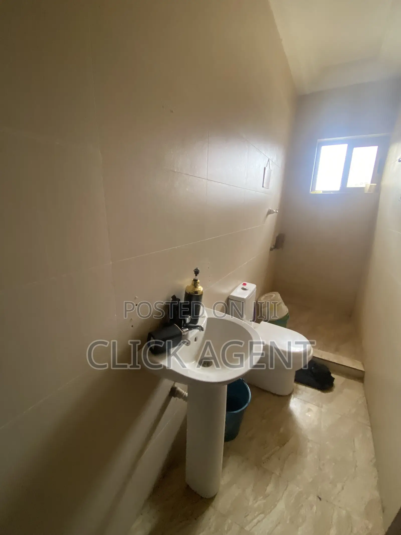 1bdrm Apartment in East Legon, American House for rent