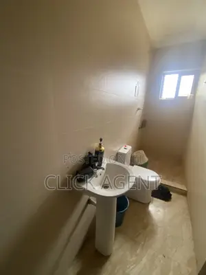 1bdrm Apartment in East Legon, American House for rent