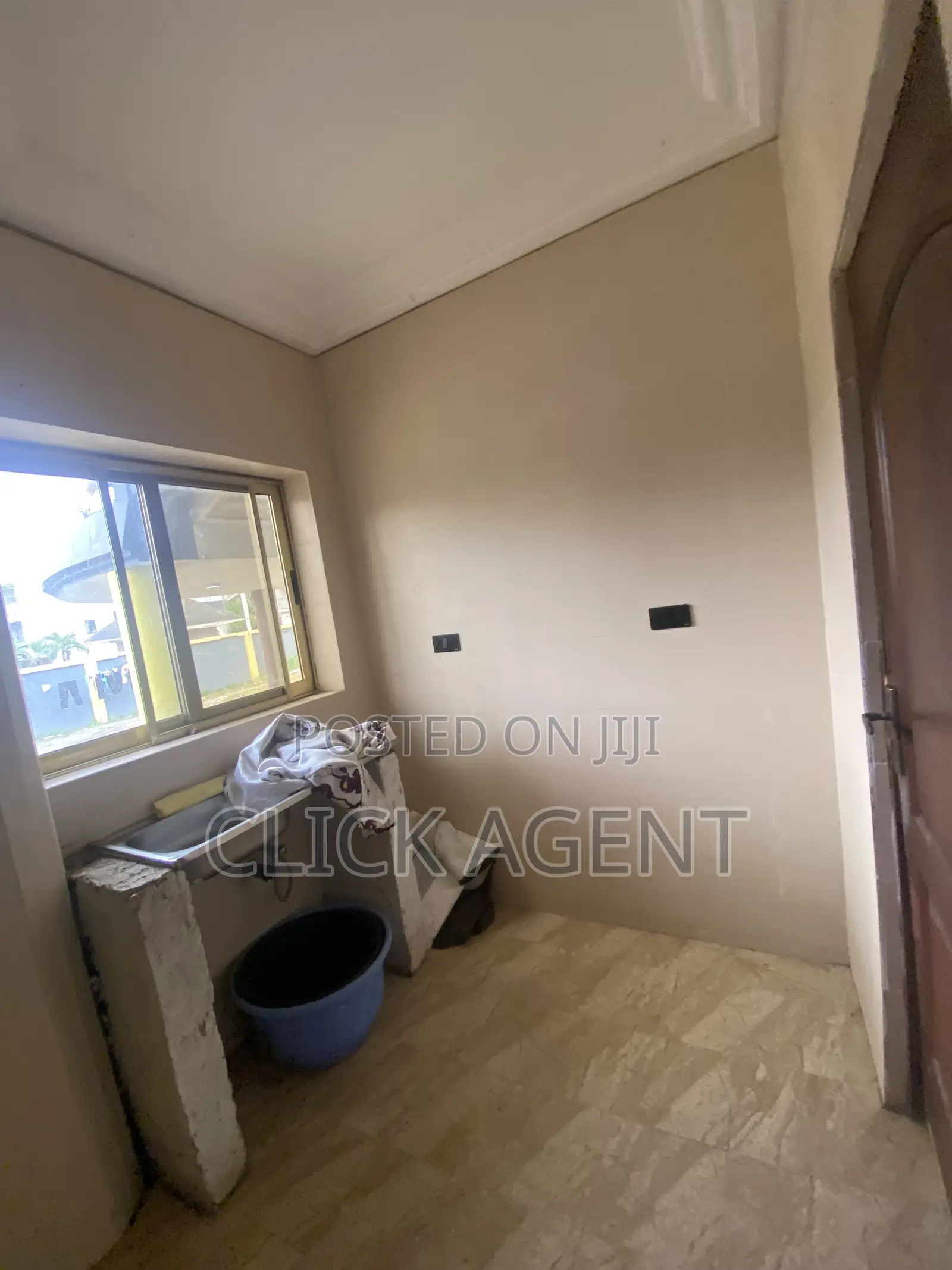 1bdrm Apartment in East Legon, American House for rent