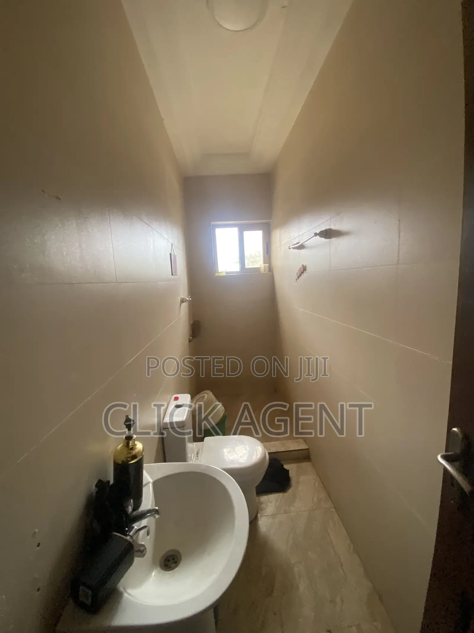 1bdrm Apartment in East Legon, American House for rent