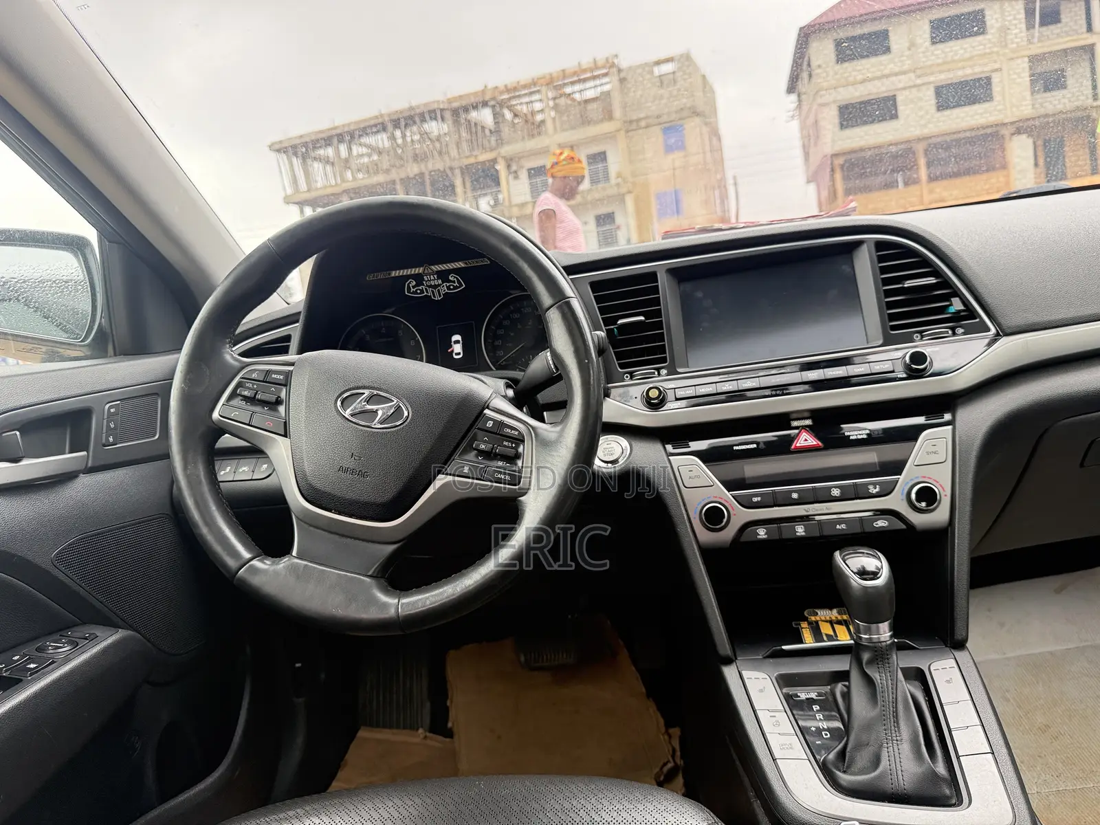 Hyundai Elantra Limited Sedan FWD (2.0L 4cyl 6A) 2017 Gray