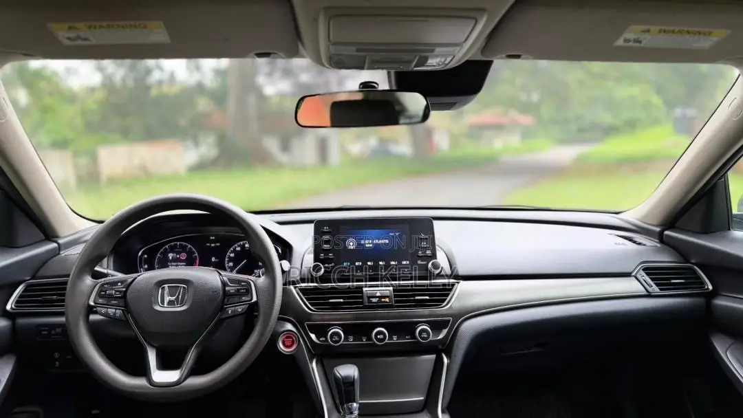 Honda Accord LX (1.5L 4cyl Turbo CVT) 2019 Silver