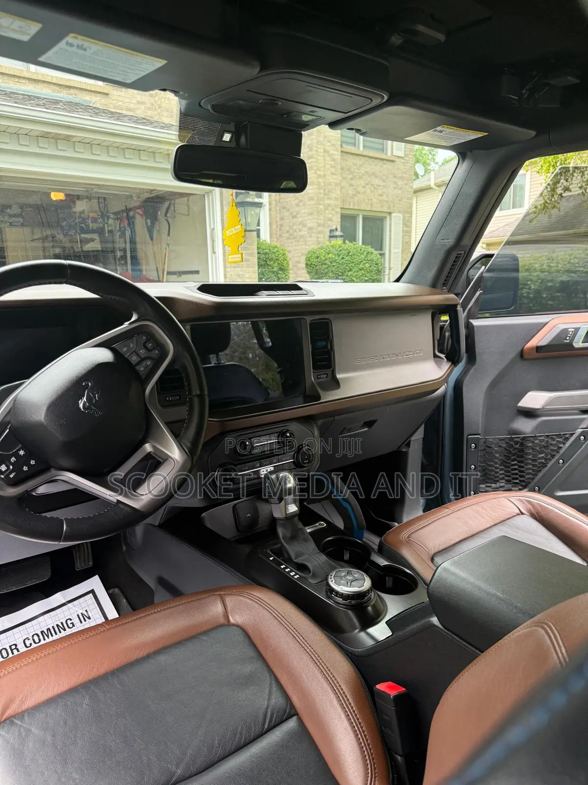 Ford Bronco 2022 Blue