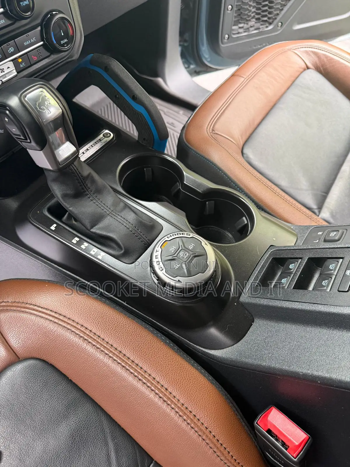 Ford Bronco 2022 Blue
