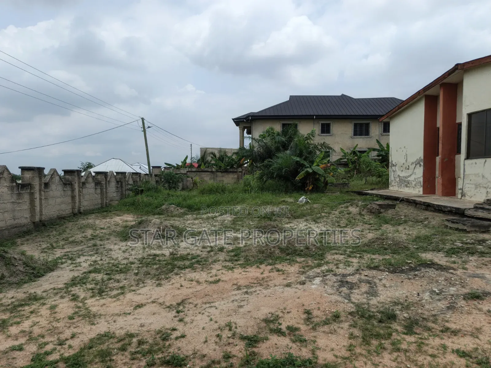 4bdrm House in Kwabre, Kumasi Metropolitan for sale