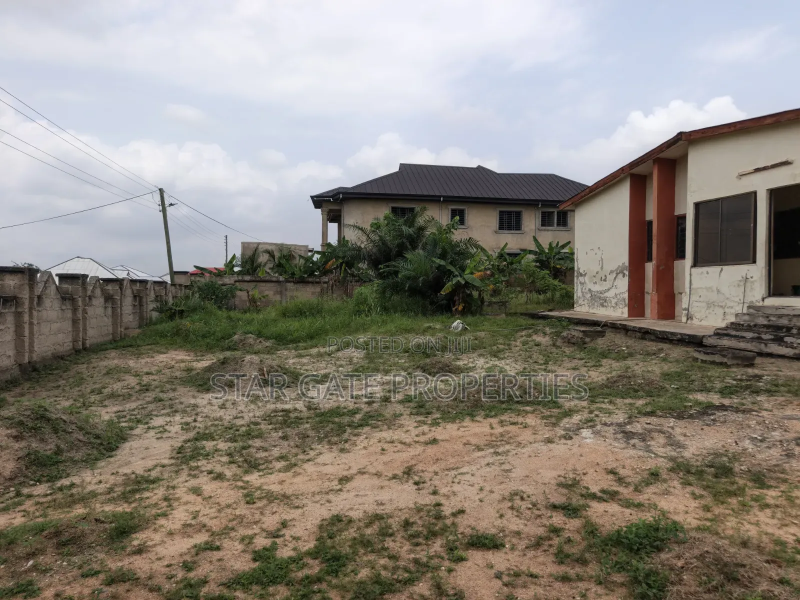 4bdrm House in Kwabre, Kumasi Metropolitan for sale