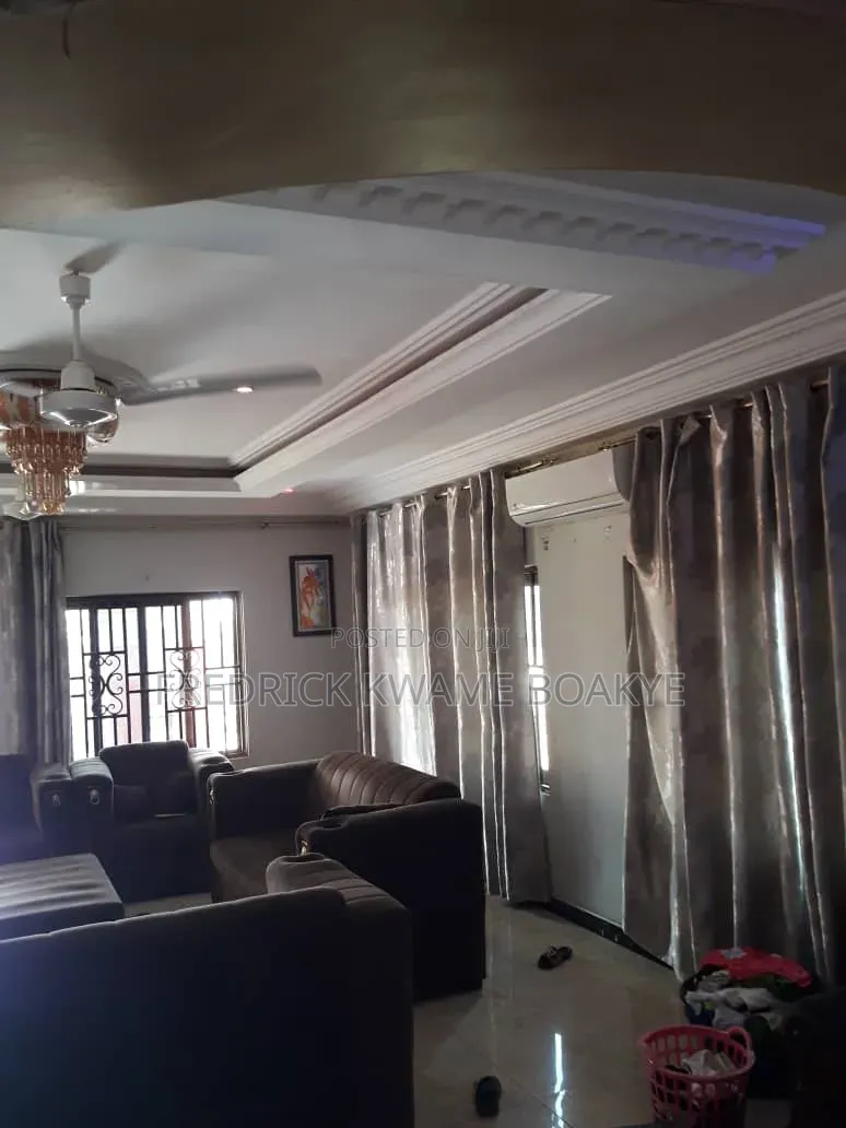 Furnished 4bdrm House in Brother K Estate, Kumasi Metropolitan for sale