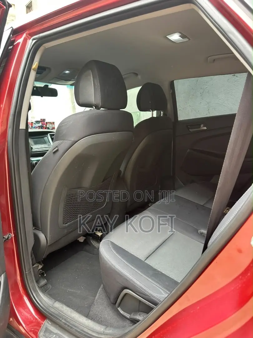 Hyundai Tucson SE AWD 2018 Brown