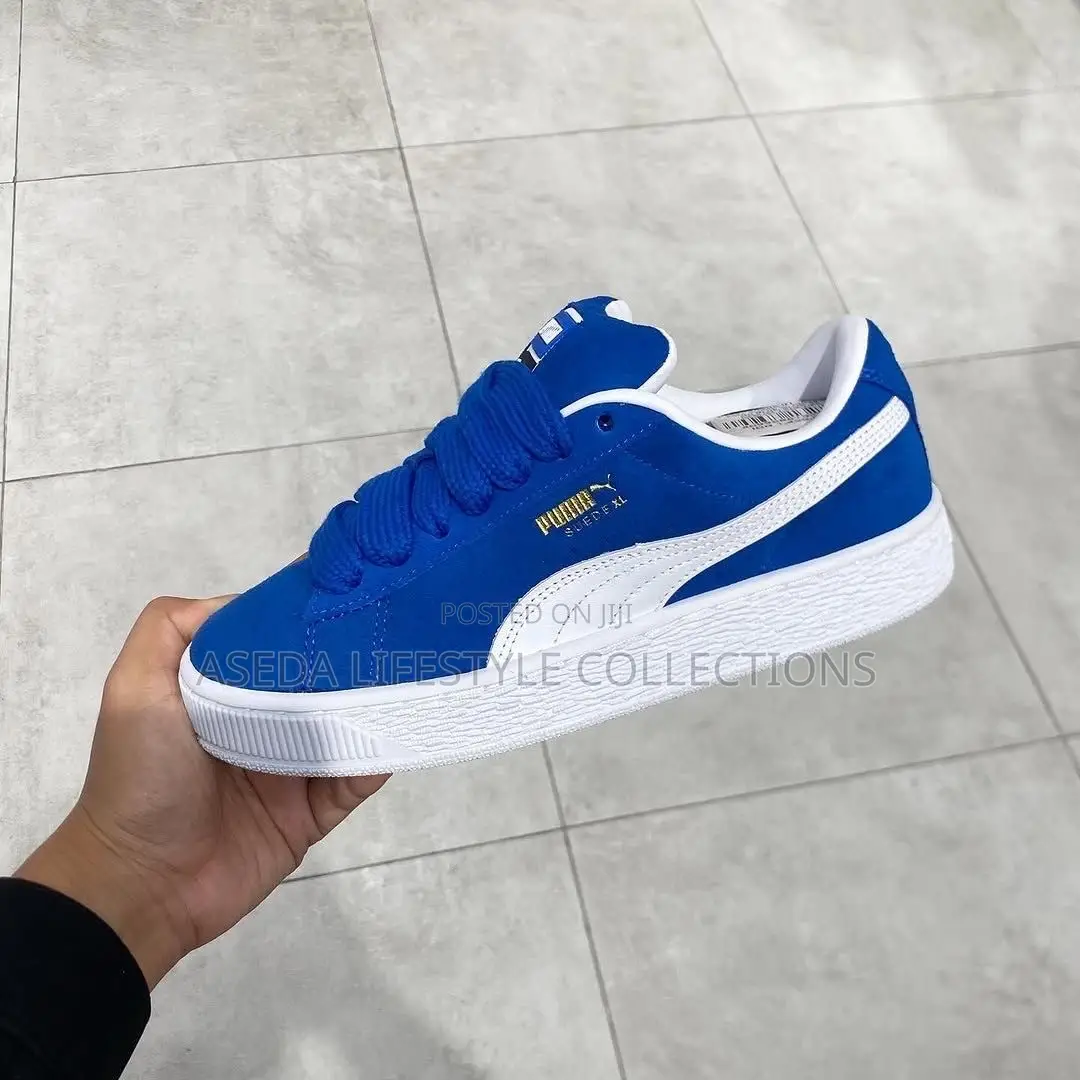 Puma Sneakers