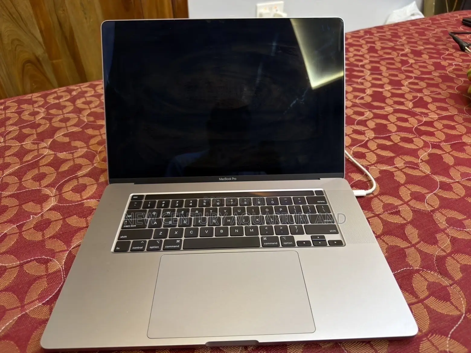Laptop Apple MacBook Pro 2021 M1 16GB Apple M1 Pro SSD 1T