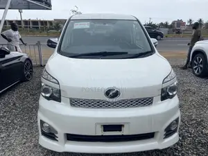 Toyota Voxy 2012 White