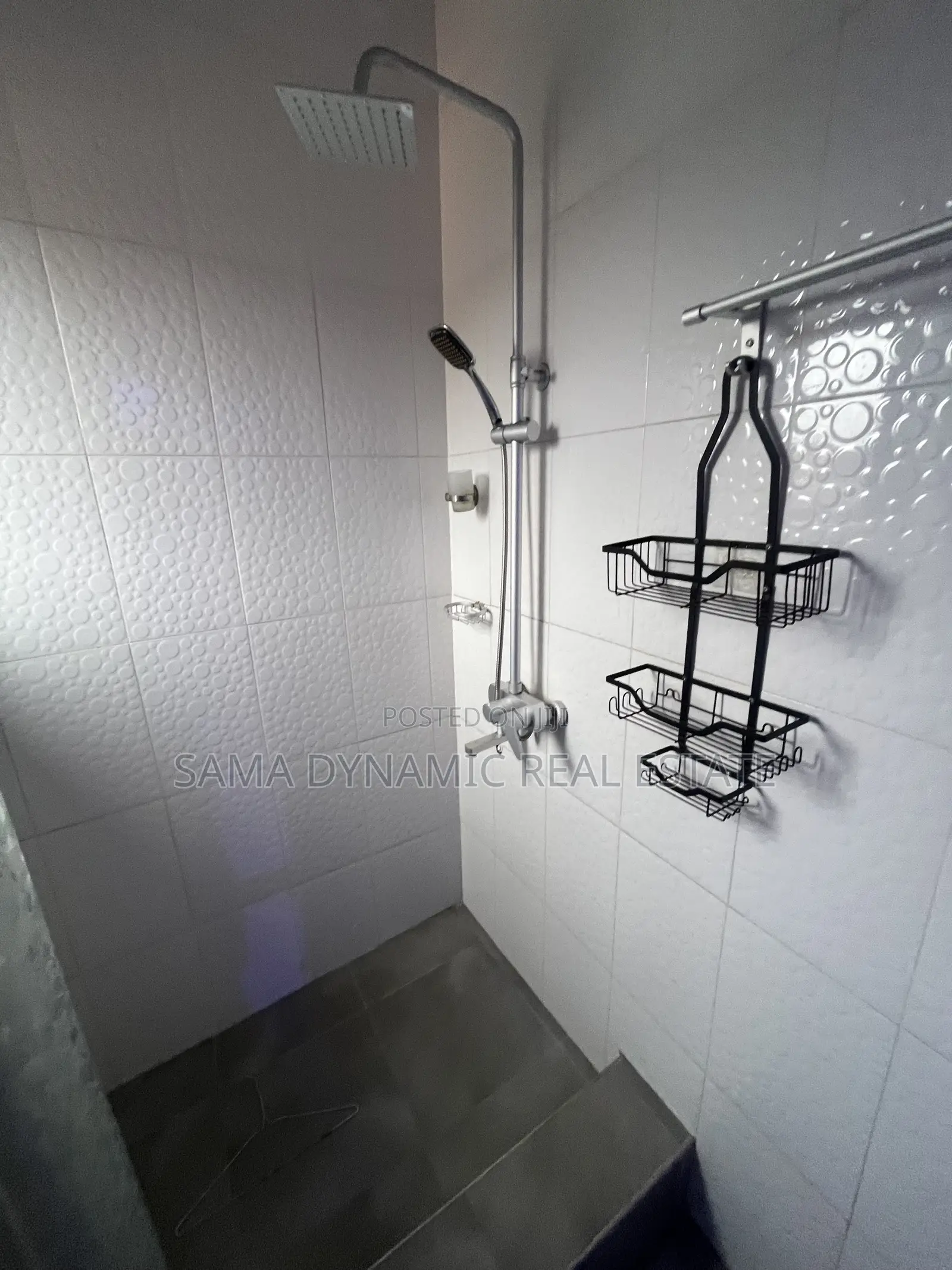 1bdrm House in La Police Station, Labadi for rent