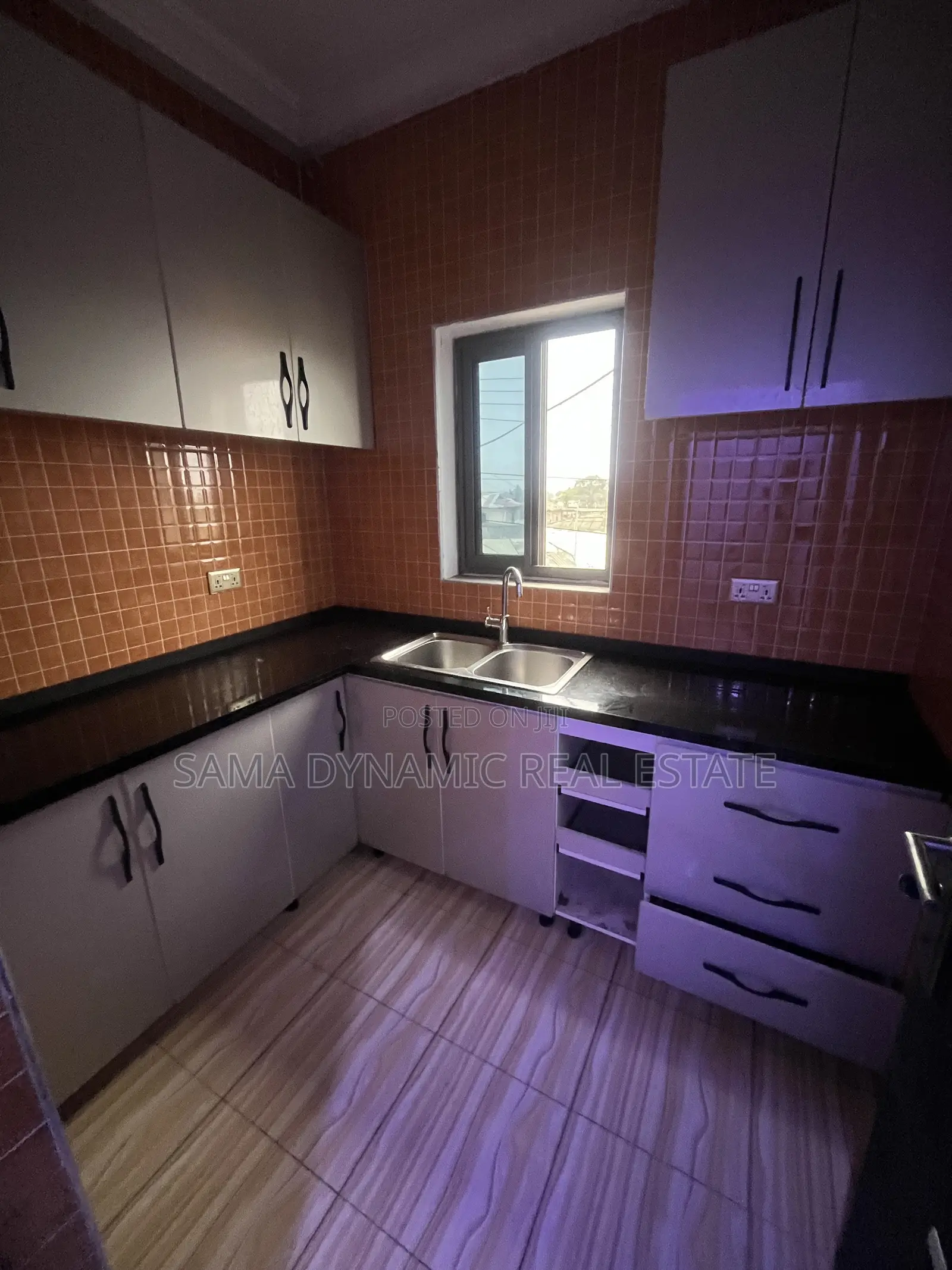 1bdrm House in La Police Station, Labadi for rent