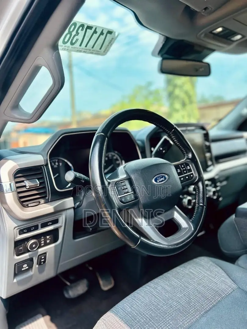Ford F-150 XLT 2021 White