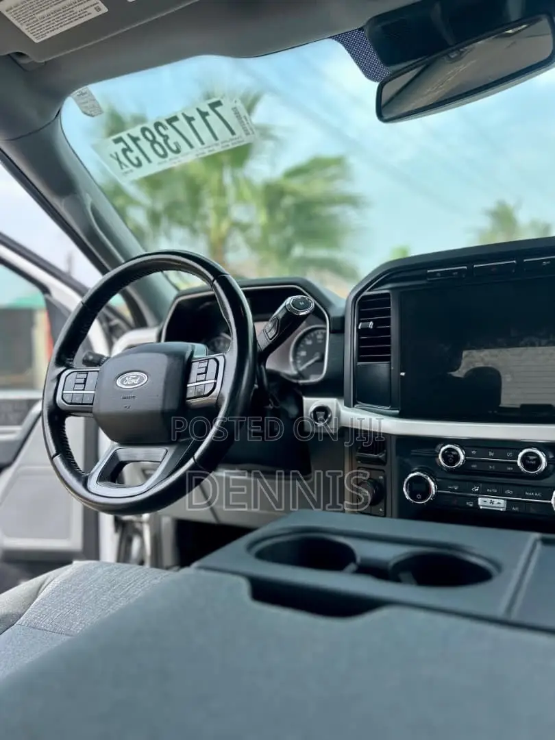 Ford F-150 XLT 2021 White