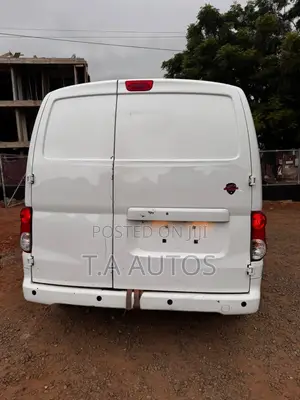 Nissan NV200 2019 White