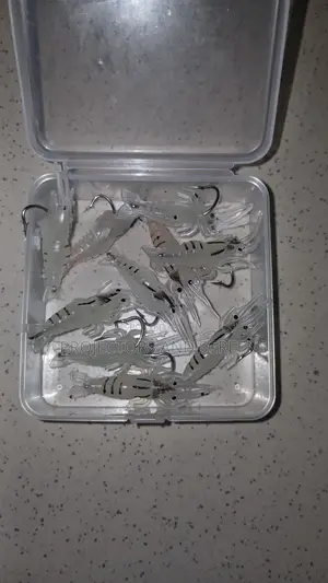 Shrimps With Hooks 10pcs Baits for Fishing