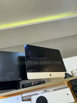 Desktop Computer Apple iMac 16GB Intel Core i5 SSD 256GB