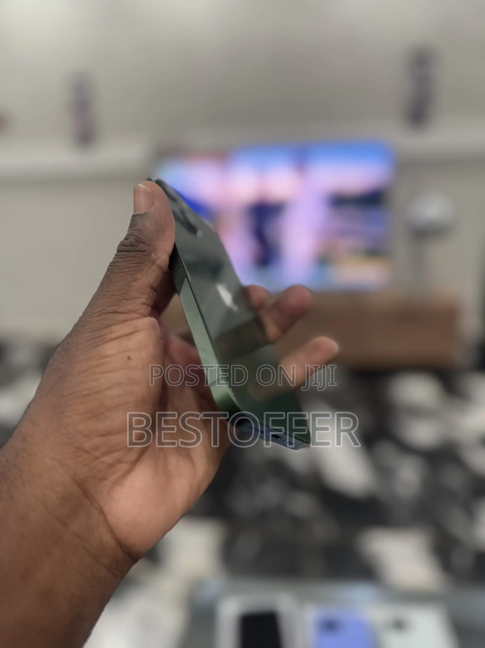 New Apple iPhone 13 128 GB Green