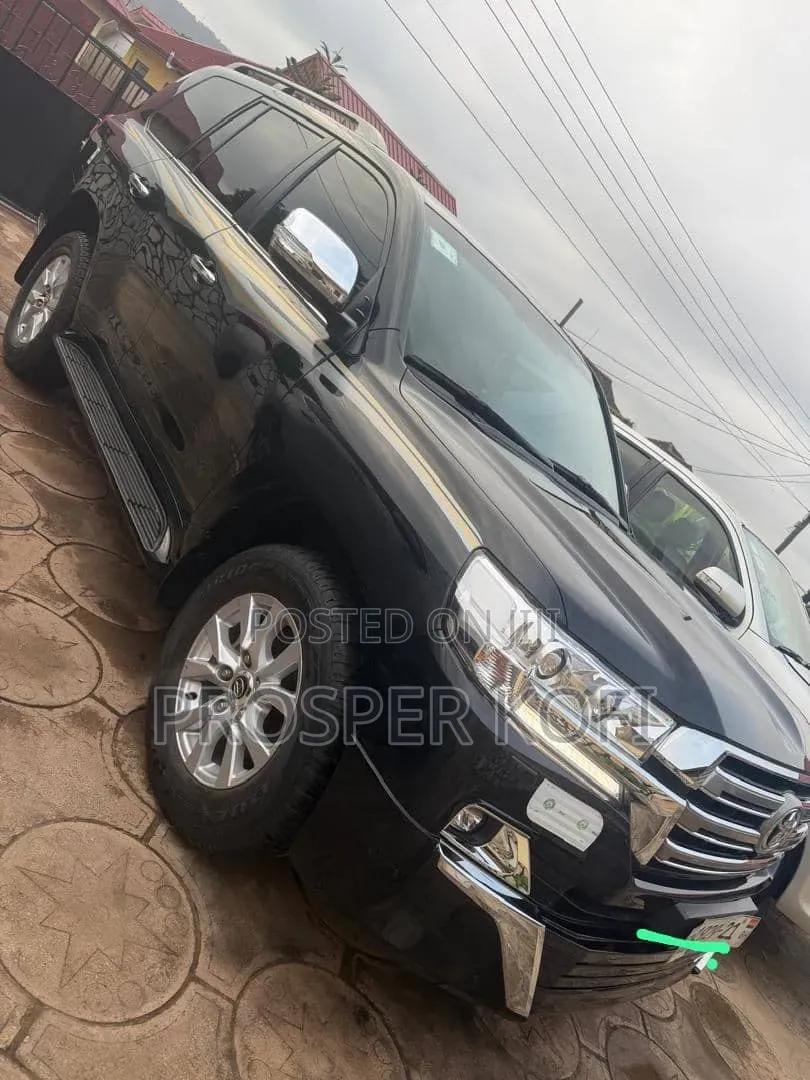 Toyota Land Cruiser 2021 Black