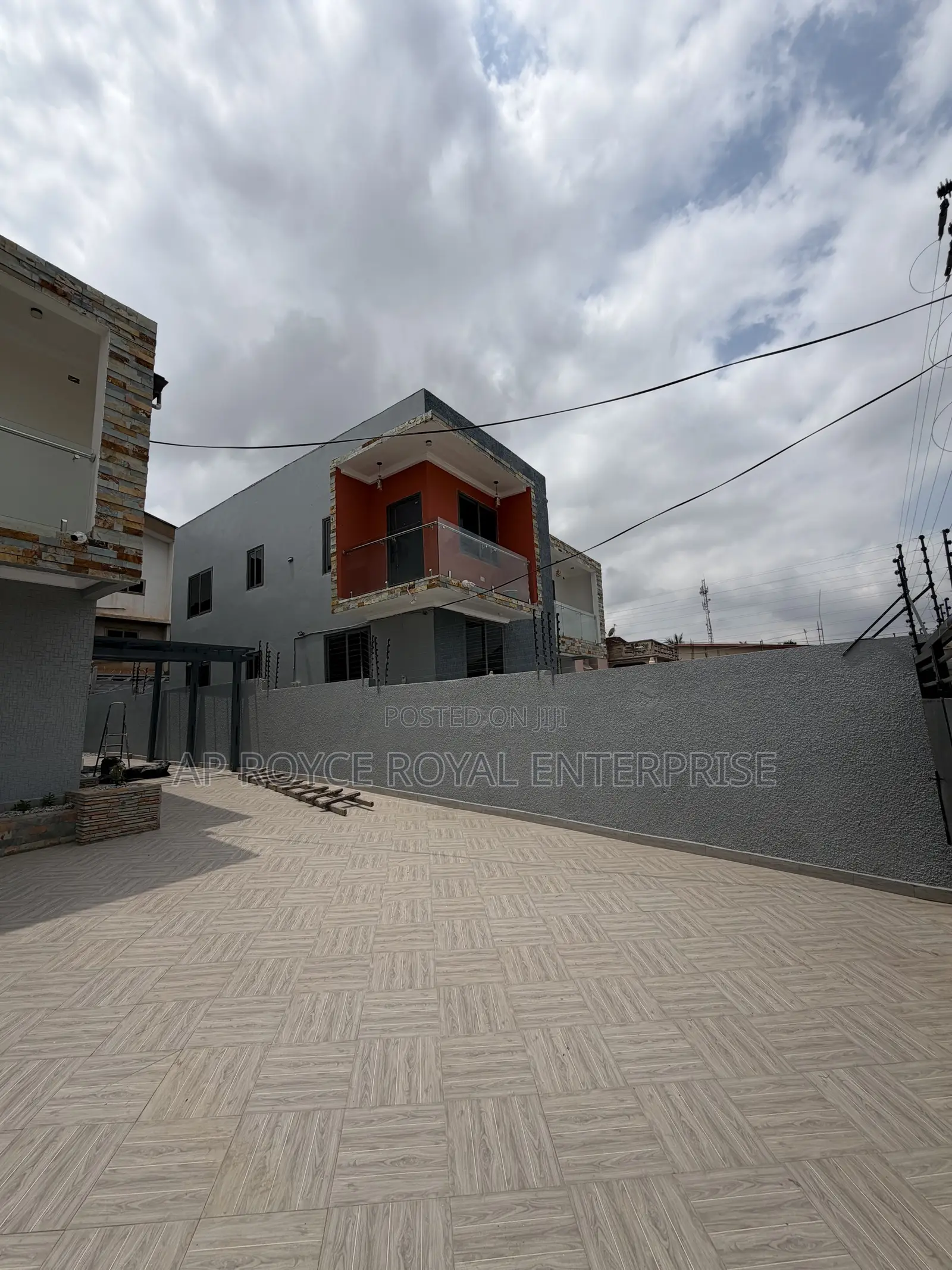 Furnished 5bdrm House in Kumasi Metropolitan for sale