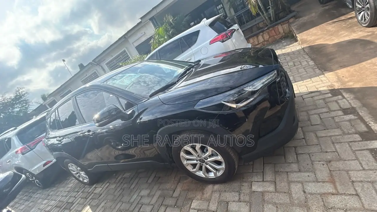 Toyota Corolla Cross 2025 Black
