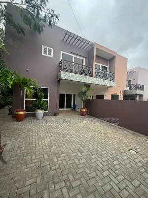 4bdrm Duplex in Airport Residential for rent