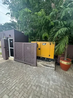 4bdrm Duplex in Airport Residential for rent