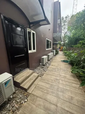 4bdrm Duplex in Airport Residential for rent