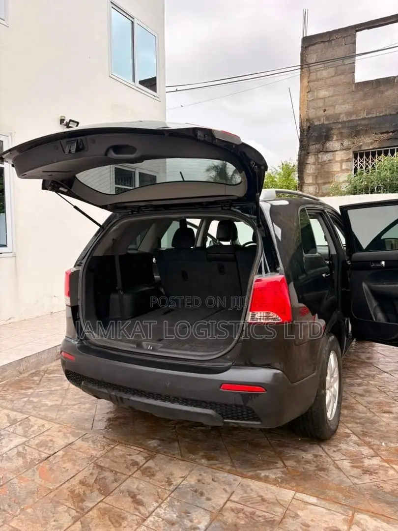 Kia Sorento 2012 Black