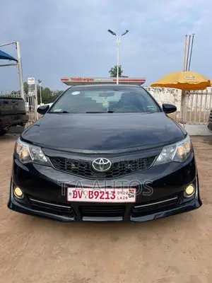 Toyota Camry SE 4dr Sedan (2.5L 4cyl 6A) 2013 Black