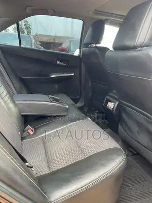 Toyota Camry SE 4dr Sedan (2.5L 4cyl 6A) 2013 Black