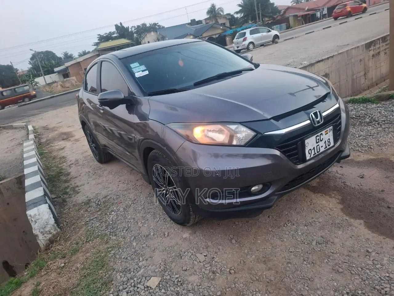 Honda HR-V 4dr SUV (1.5L 4cyl CVT) 2016 Gray