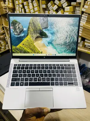 Laptop HP EliteBook 845 G8 16GB AMD Ryzen 3 SSD 256GB