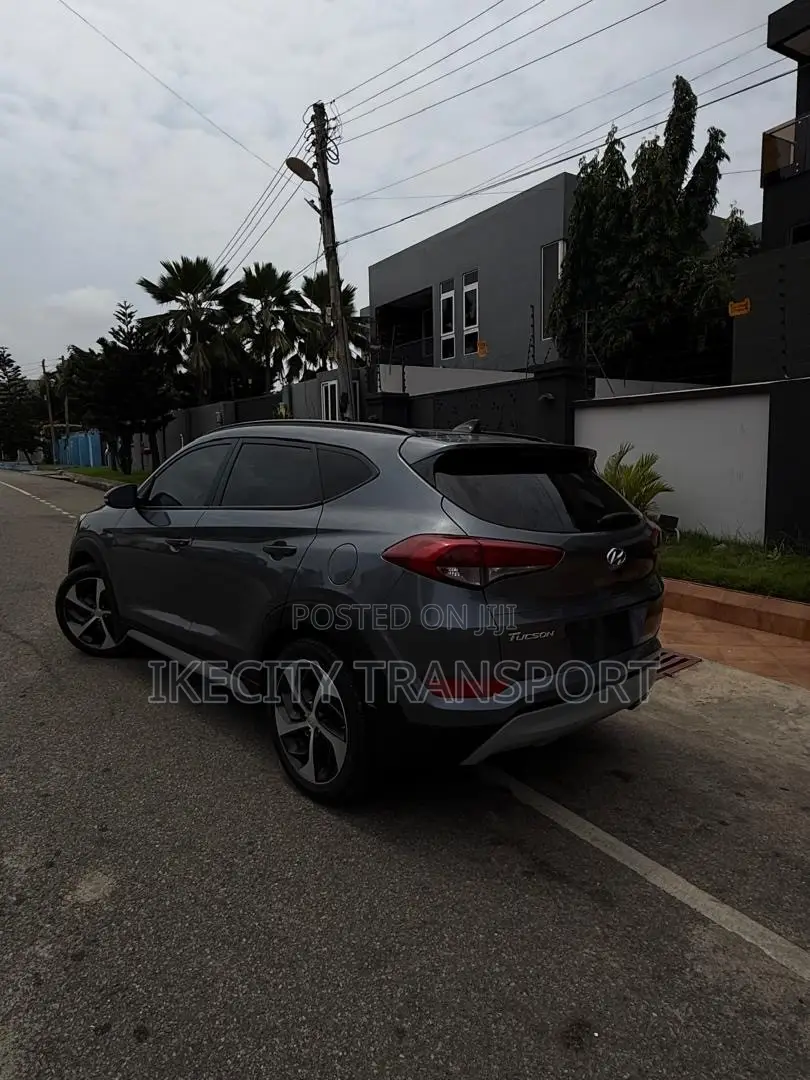 Hyundai Tucson Limited AWD 2018 Gray