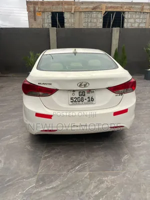 Hyundai Elantra 2013 White