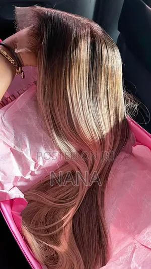 Honey Blond Highlight Straight