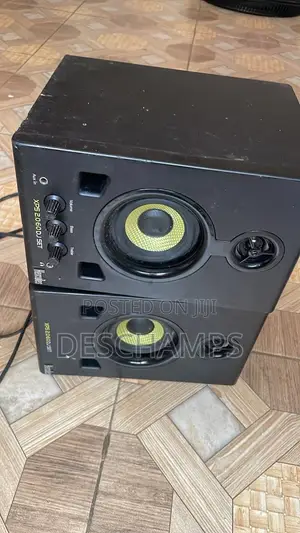 Hercules Studio Monitor 9”