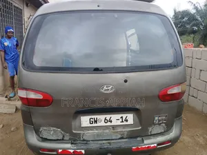 Hyundai H-100 2004 Grey