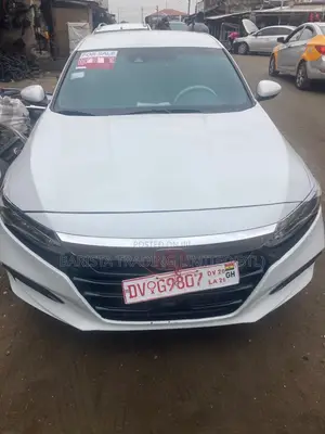 Honda Accord EX (1.5L 4cyl Turbo CVT) 2019 White