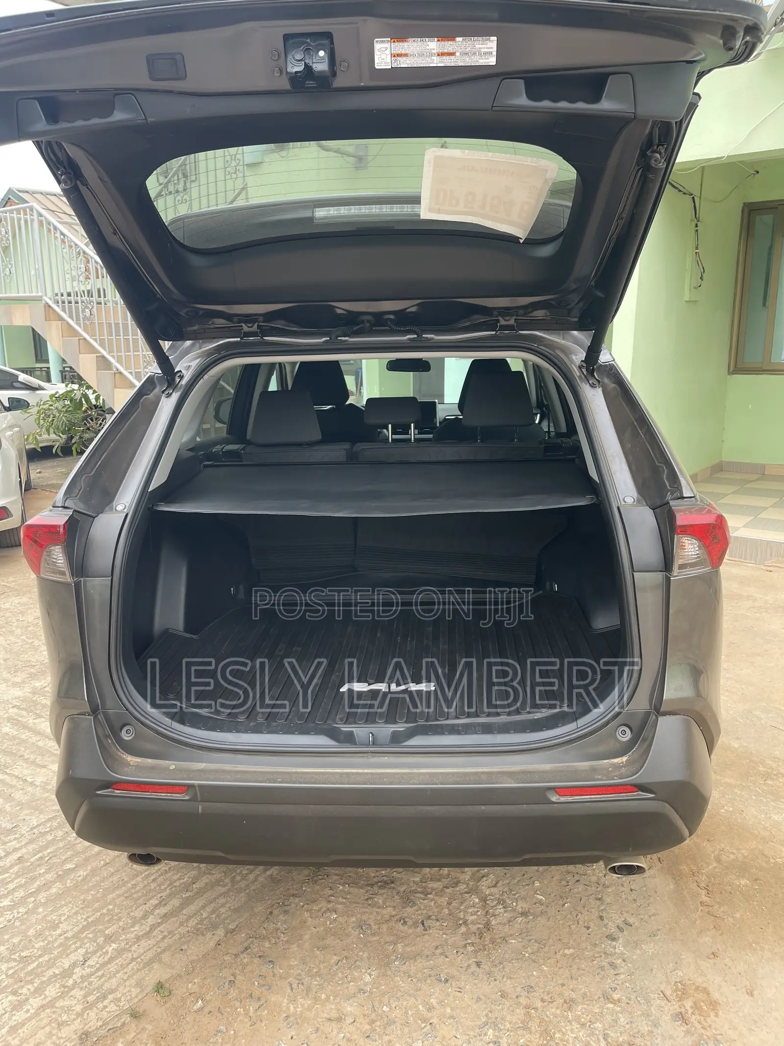 Toyota RAV4 XLE AWD 2024 Gray