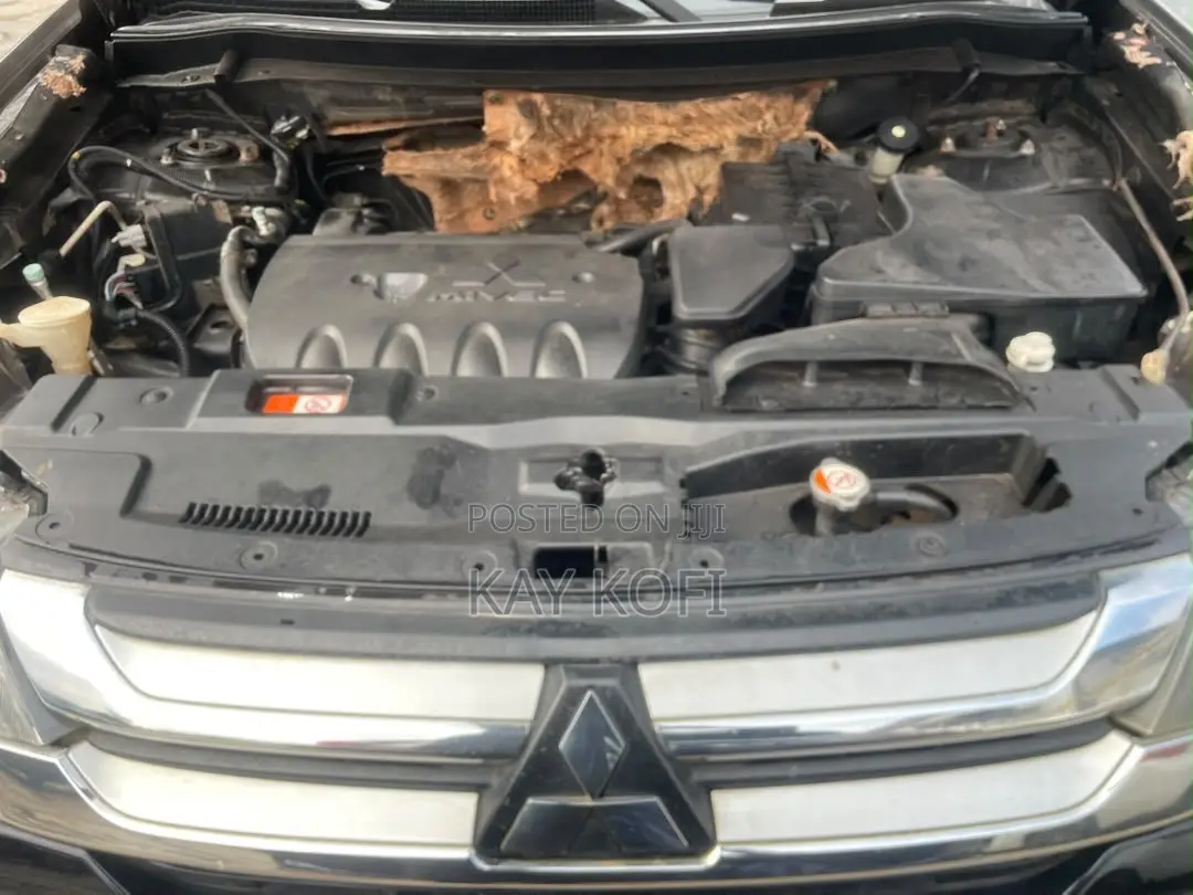 Mitsubishi Outlander SE AWC 2016 Gray