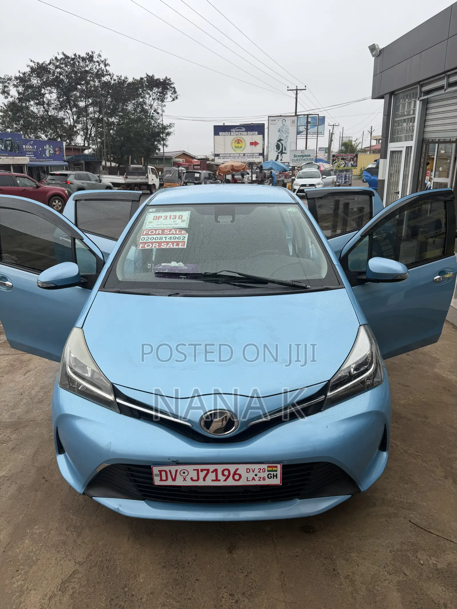 Toyota Vitz 2016 Blue