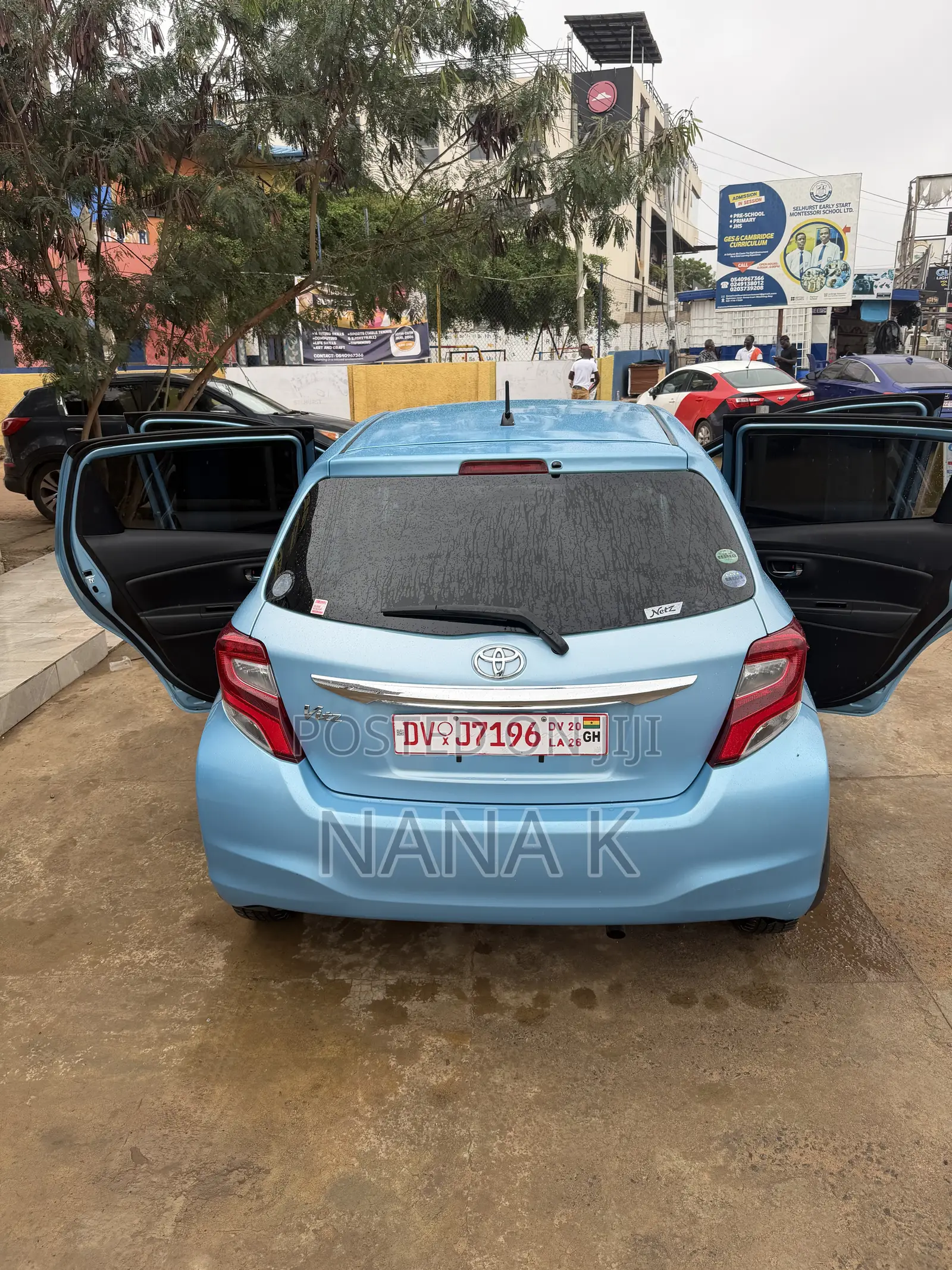 Toyota Vitz 2016 Blue