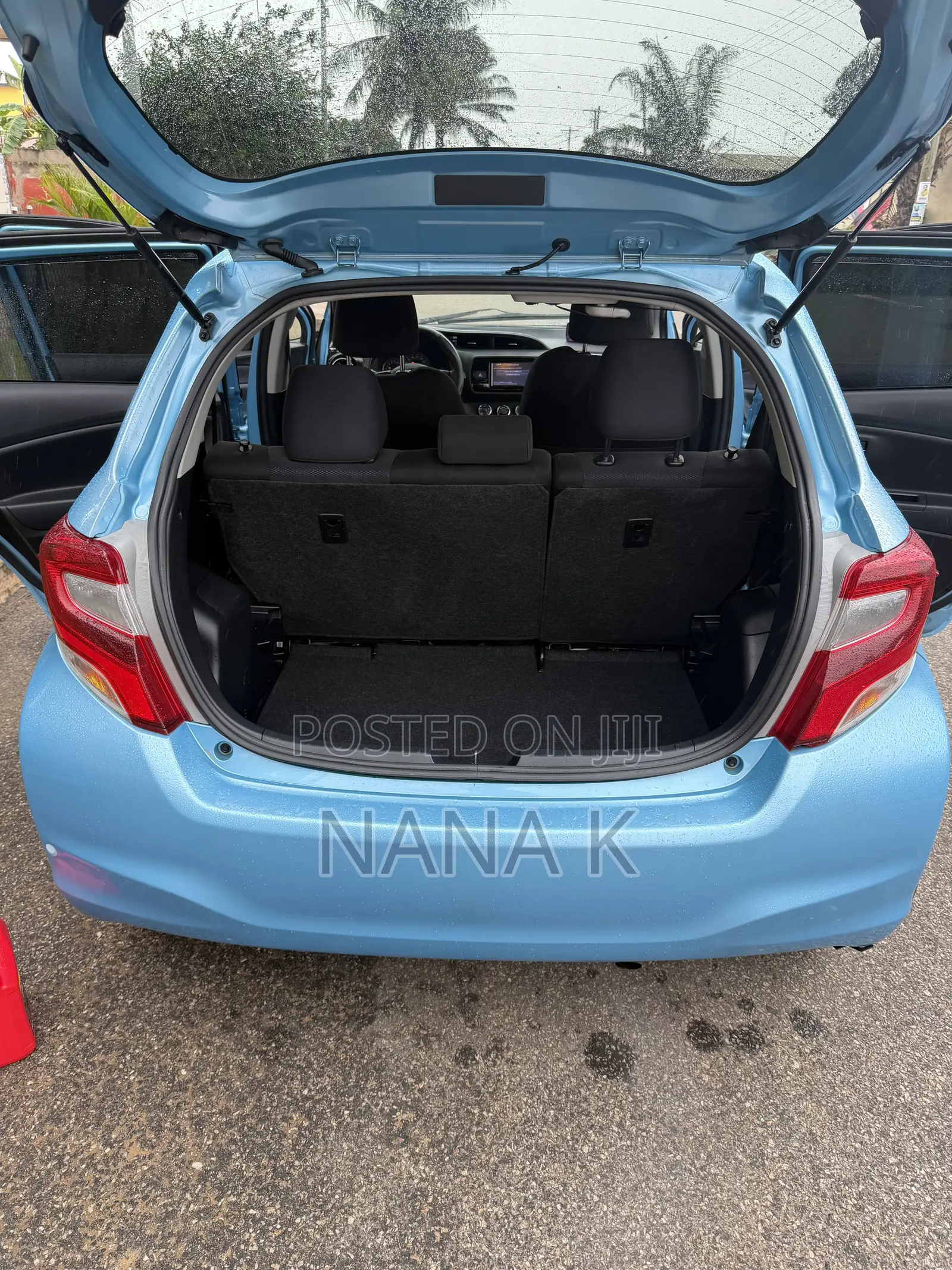 Toyota Vitz 2016 Blue