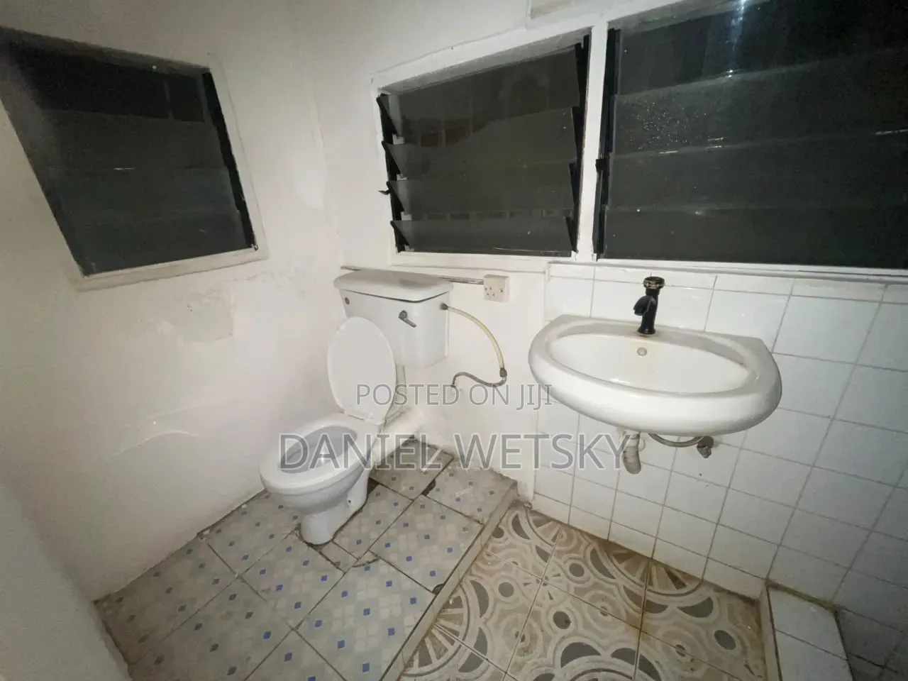 2bdrm Apartment in Odorkor, Official Town for rent