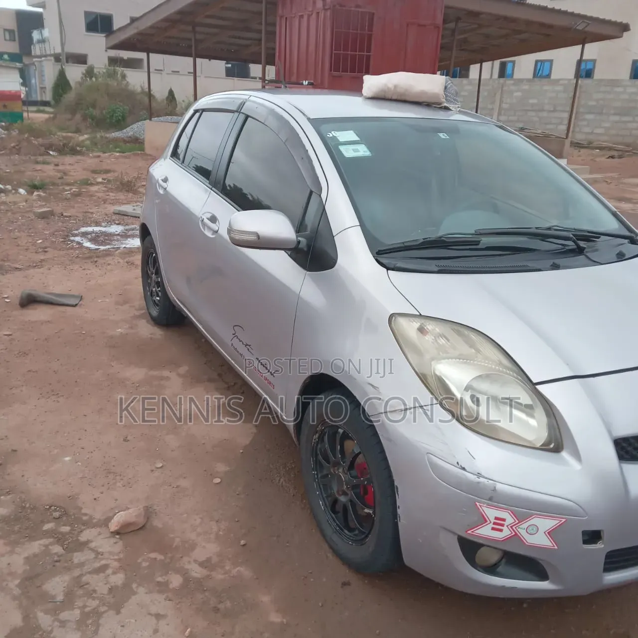 Toyota Vitz 2010 Gray