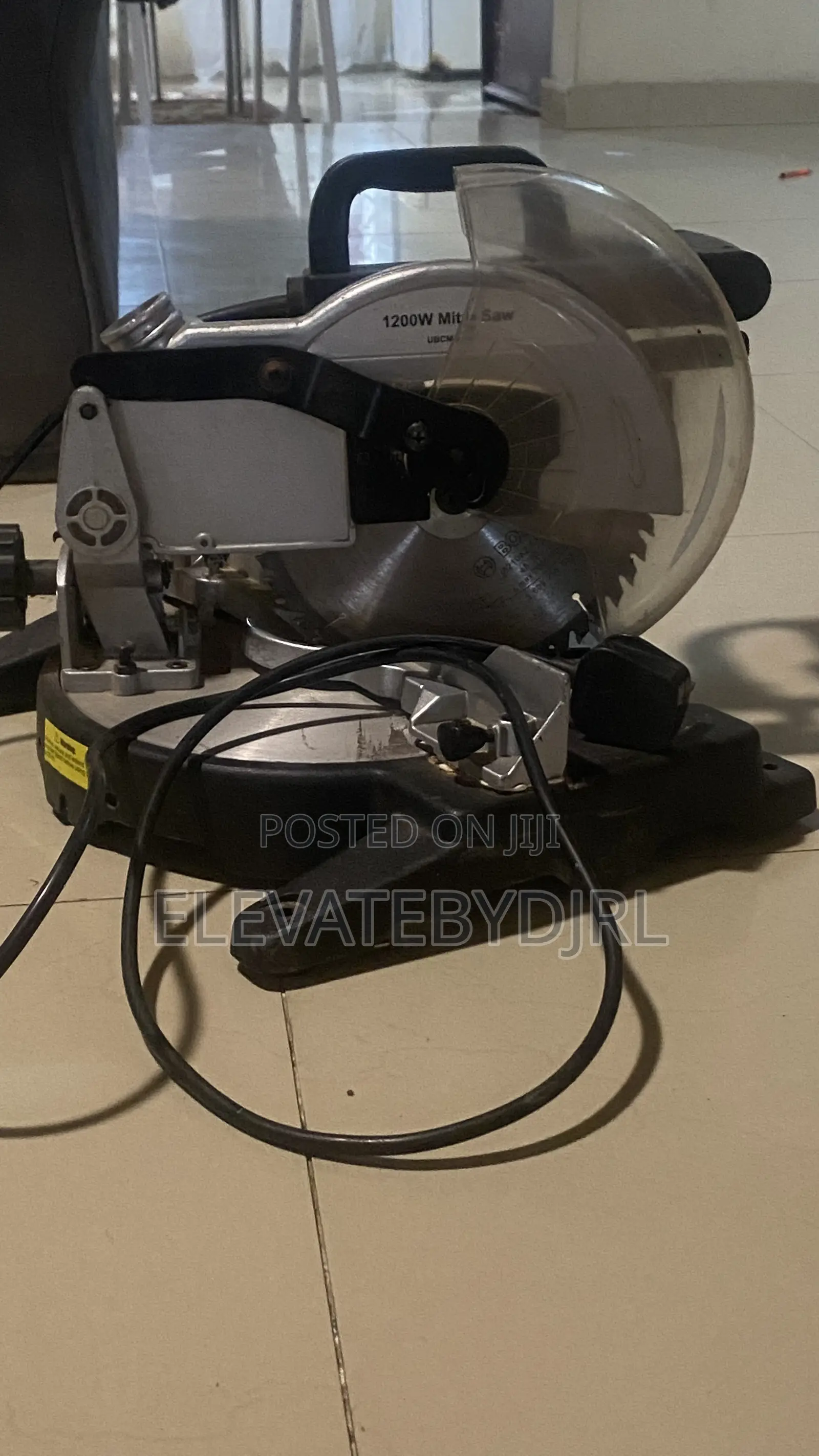 B Q 1200w Mitre Saw