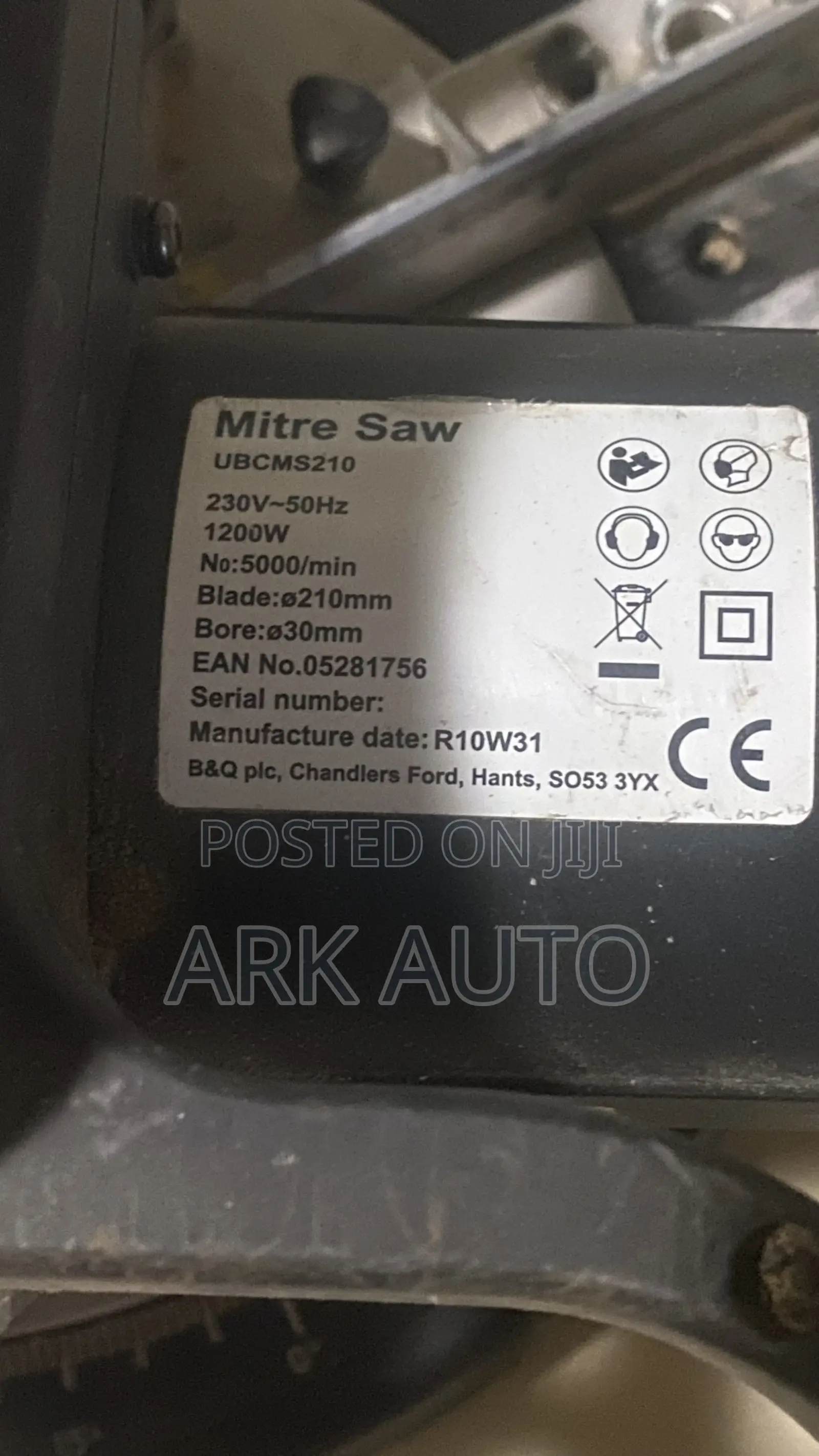 B Q 1200w Mitre Saw